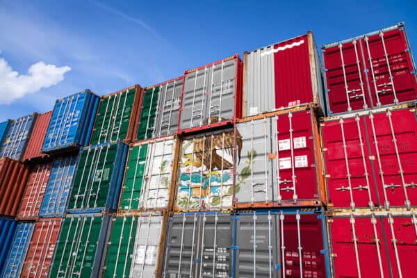 Transport von Containern nach Mexiko