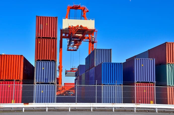 Containertransport Tokio Japan